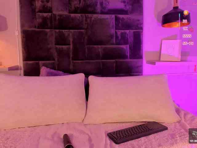 zoewhitte webcam