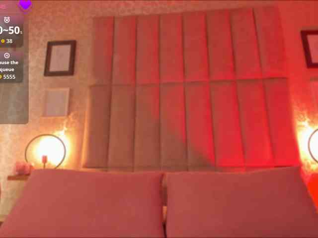 zoewhitte webcam