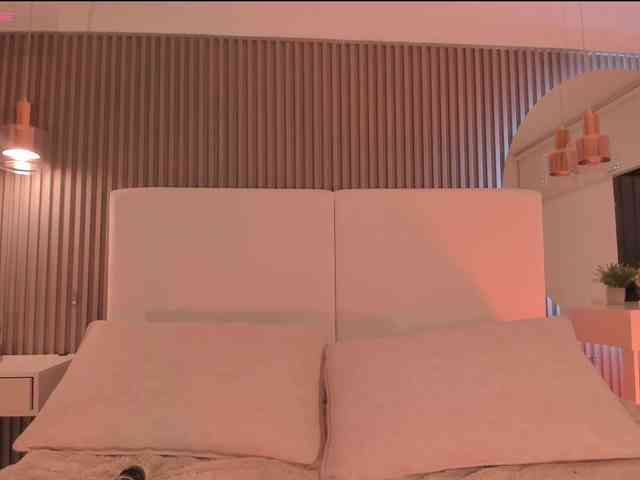 zoewhitte webcam