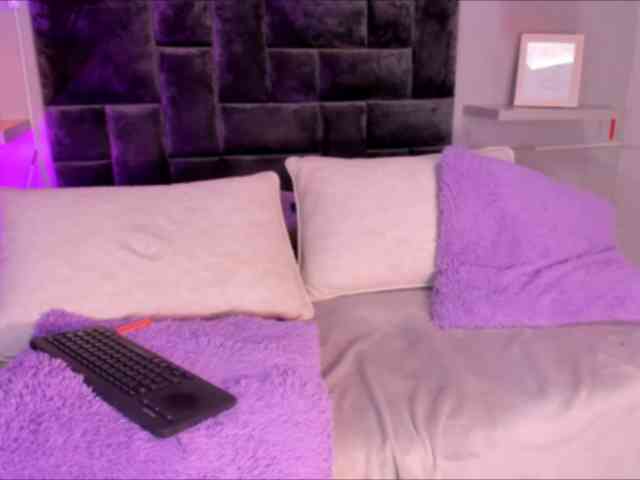 zoewhitte webcam