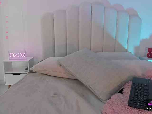 zoewhitte webcam