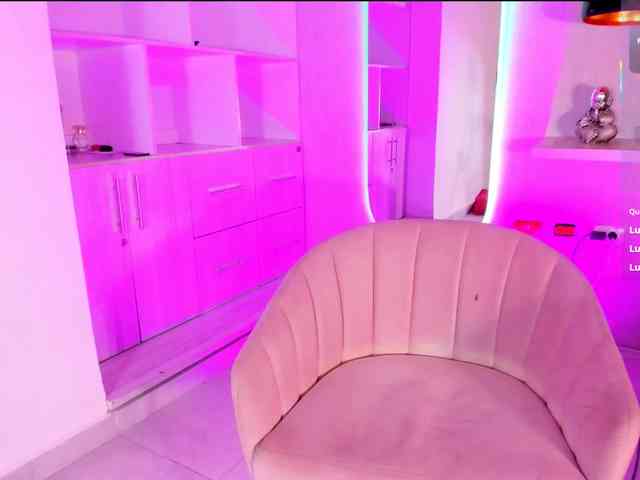 zoewhitte webcam