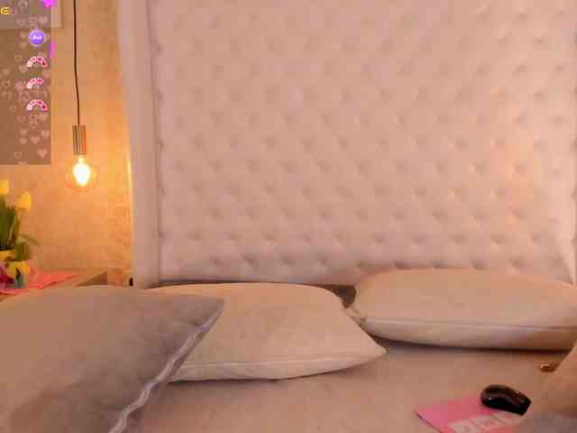 zoewhitte webcam