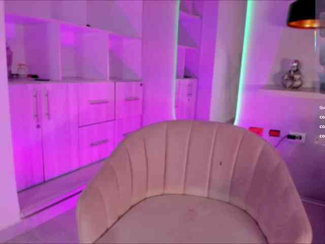 zoewhitte webcam