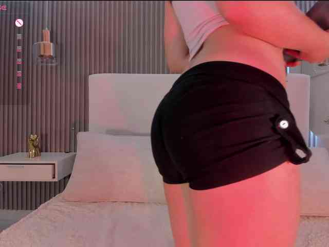 zoewhitte webcam