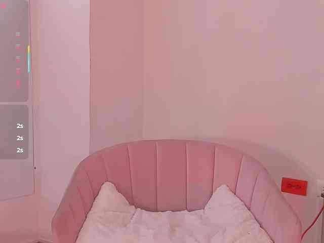 zoewhitte webcam