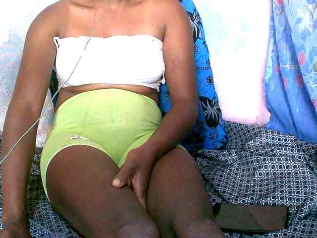 Sexyvaliha webcam