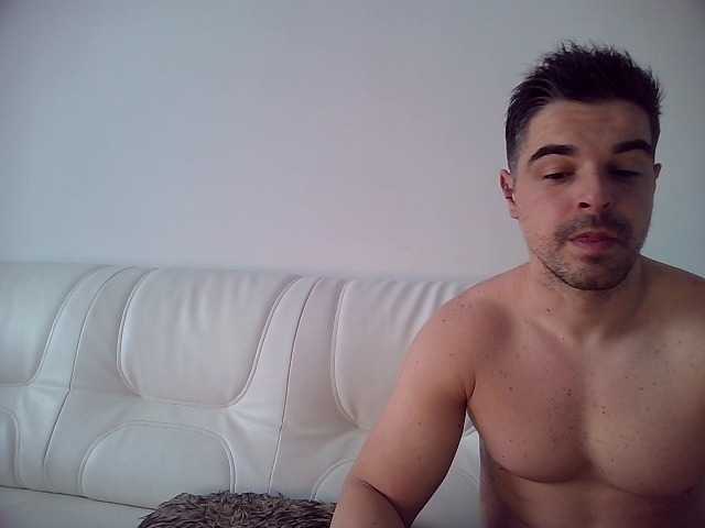 IrenneTwo's BongaCams show and profile