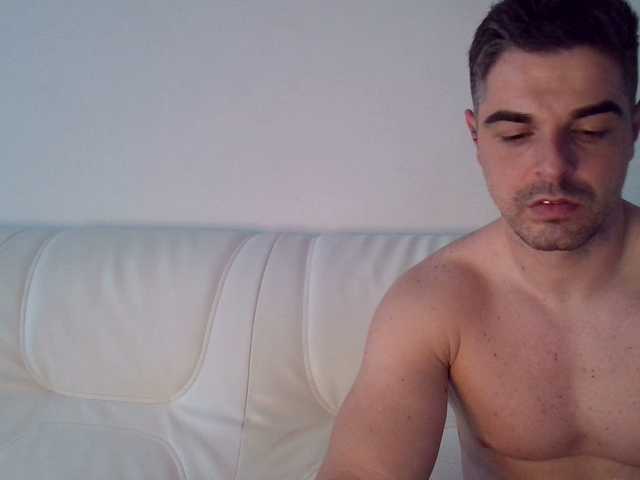 IrenneTwo's BongaCams show and profile