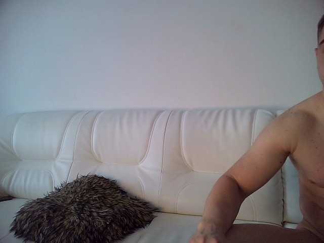 IrenneTwo's BongaCams profile