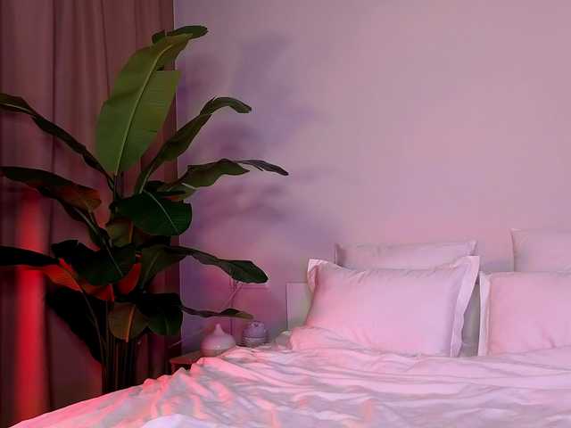 Slemgem's BongaCams show and profile