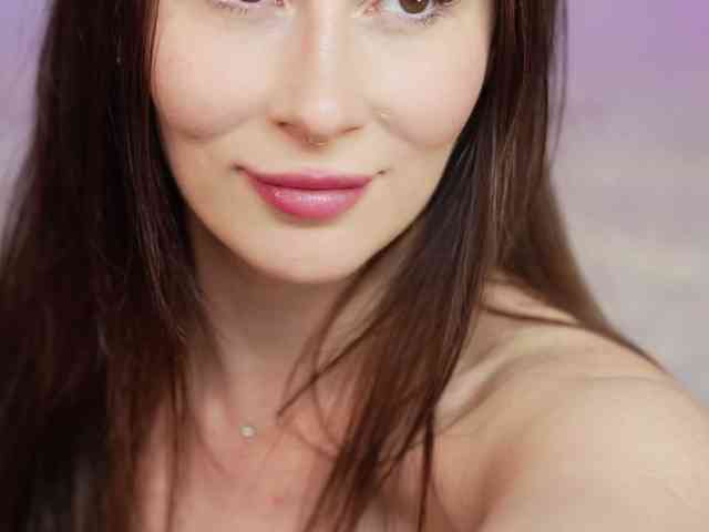Amyleeplay webcam