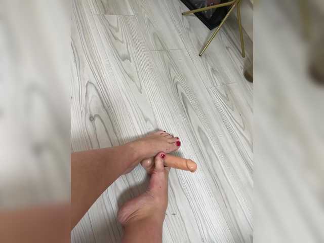 RadaRay55's BongaCams show and profile