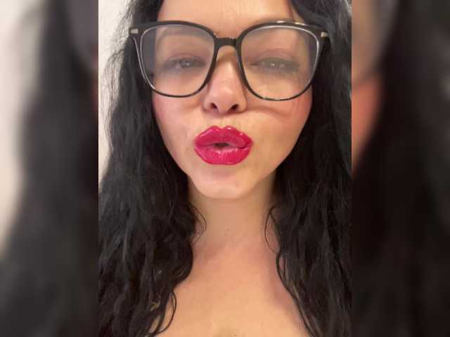 RadaRay55's BongaCams show and profile