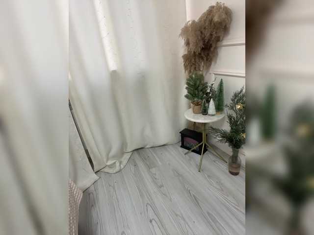 RadaRay55's BongaCams show and profile