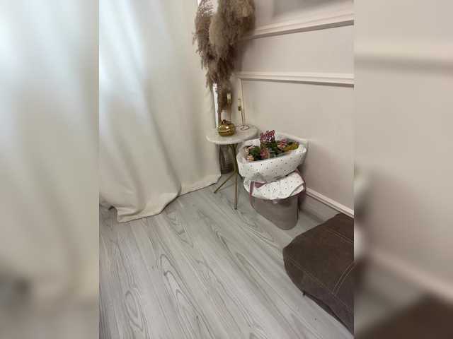 RadaRay55's BongaCams show and profile