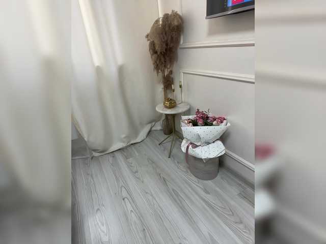 RadaRay55's BongaCams show and profile