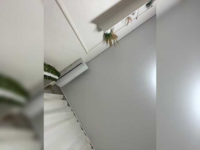 RadaRay55's BongaCams show and profile