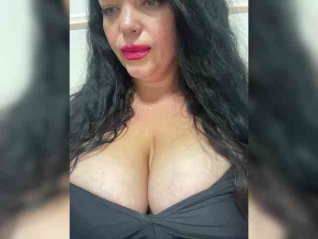 Tvoyaboginya webcam
