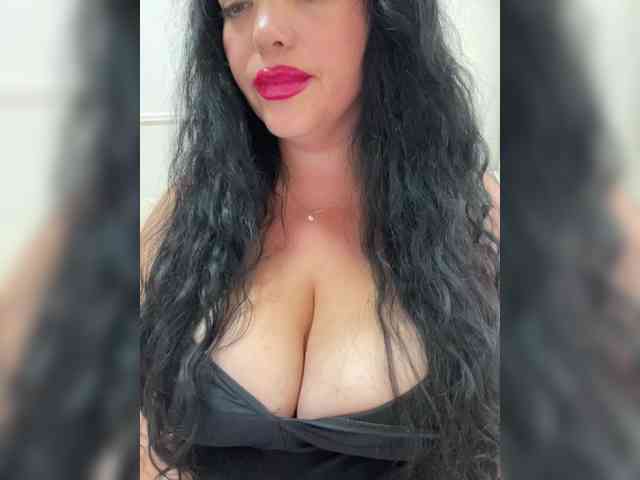 Tvoyaboginya webcam