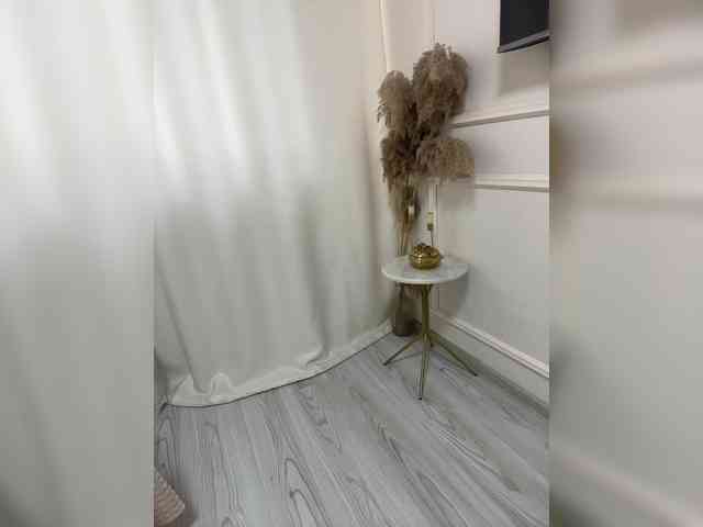 Tvoyaboginya webcam