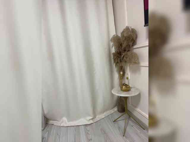 Tvoyaboginya webcam