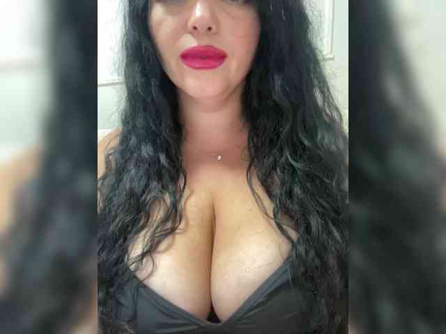 Tvoyaboginya webcam