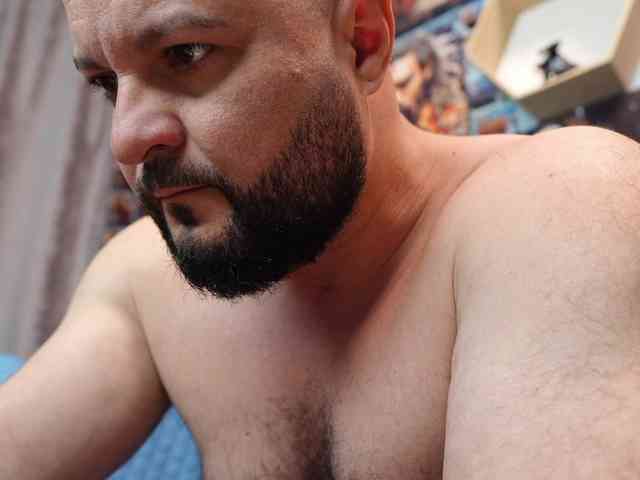 MuscularBear MuscularBear