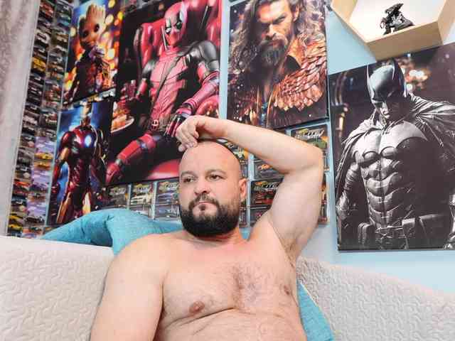 MuscularBear MuscularBear