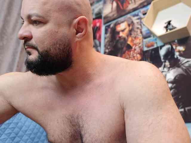 MuscularBear MuscularBear