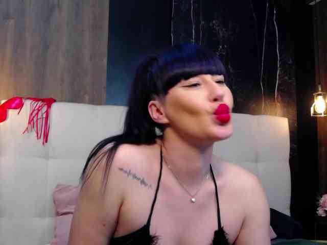 NadaReed webcam
