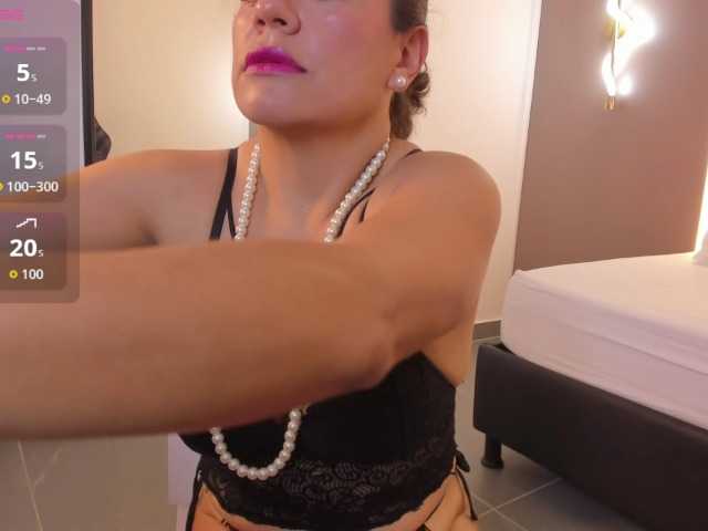 gipsela-gomez webcam bongacams model stream image