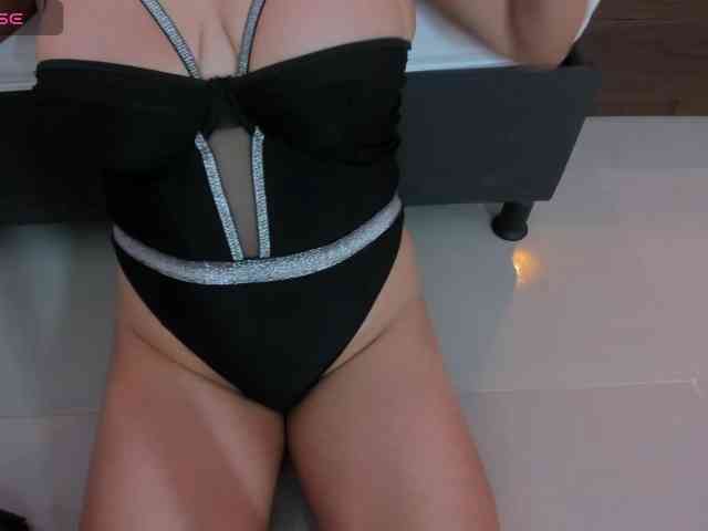 gipsela-gomez Live Webcam on BongaCams