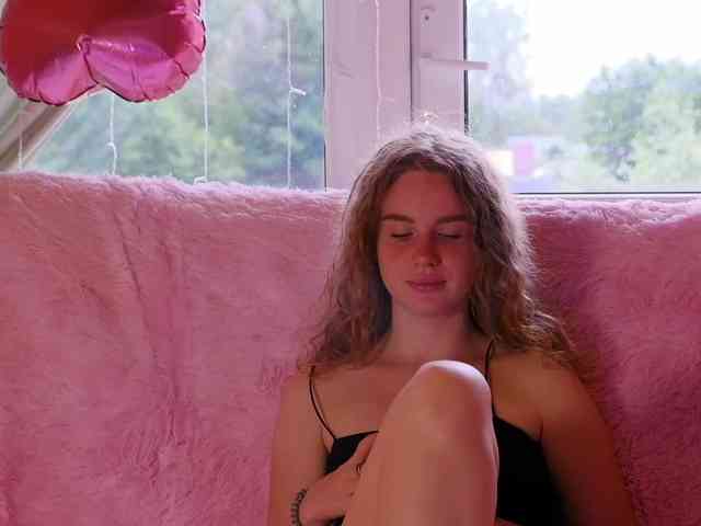 DIRTY_BITCH webcam