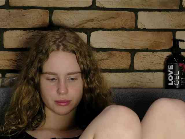 DIRTY_BITCH webcam