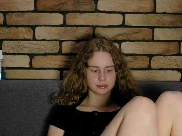 DIRTY_BITCH webcam