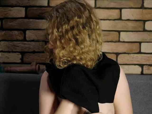 DIRTY_BITCH webcam