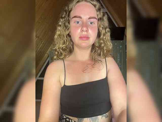 DIRTY_BITCH webcam