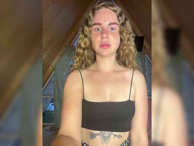 DIRTY_BITCH webcam