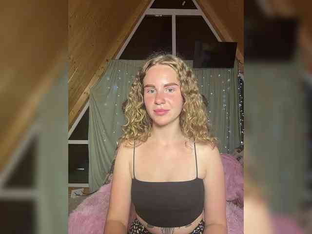 DIRTY_BITCH webcam