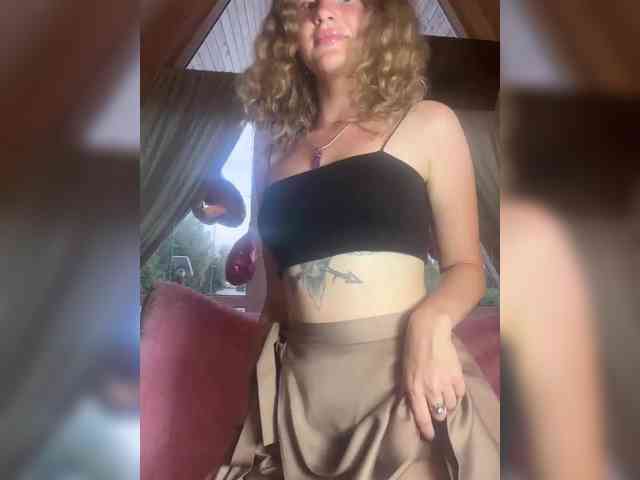 DIRTY_BITCH webcam