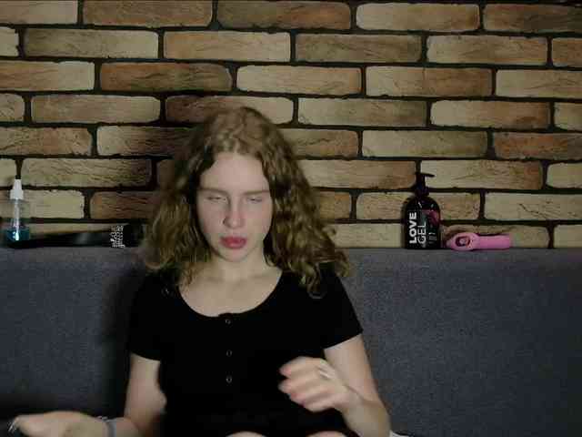 DIRTY_BITCH webcam