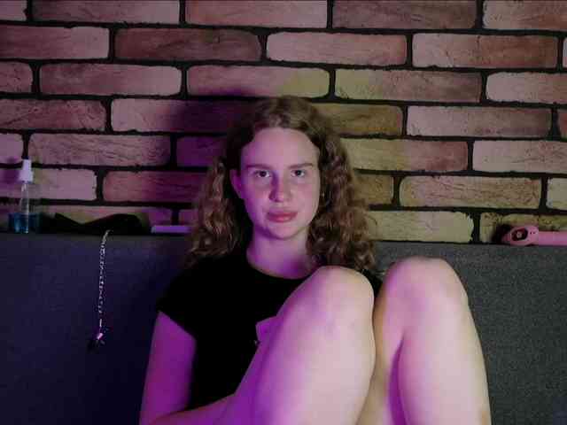 DIRTY_BITCH webcam