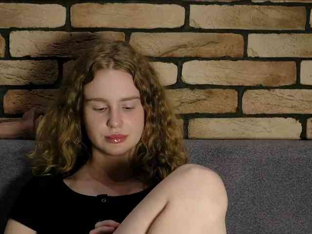 DIRTY_BITCH webcam