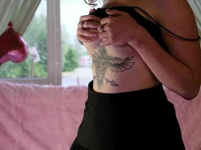 DIRTY_BITCH webcam