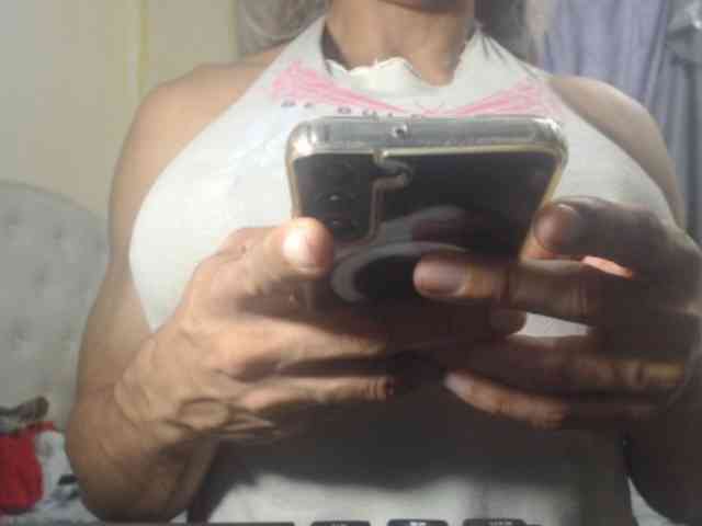 Natymuscle Live Webcam on BongaCams