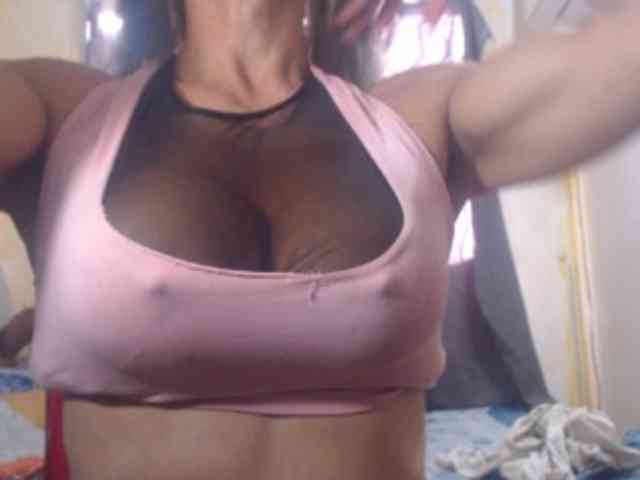 Natymuscle Live Webcam on BongaCams