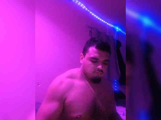 Macdaddy509 Live Webcam on BongaCams