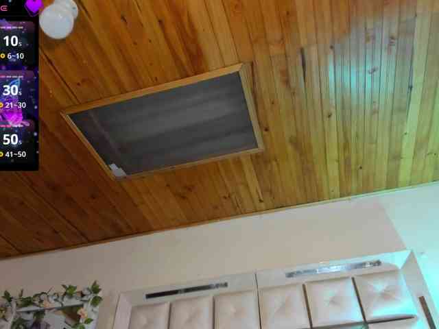 emiliclark webcam