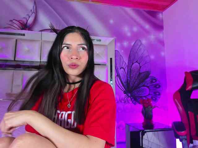 emiliclark emiliclark